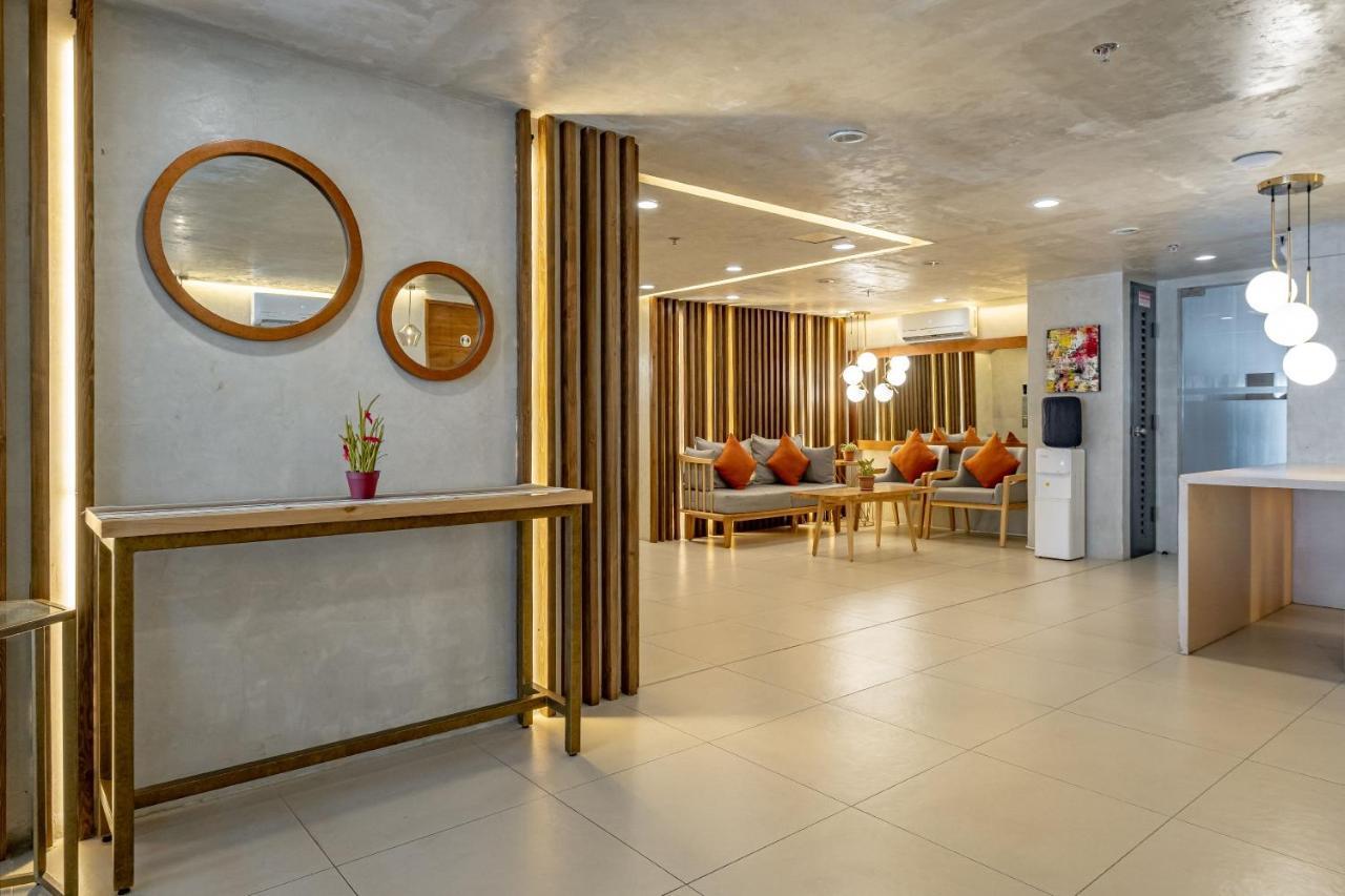 Ihotel Uptown Bgc Taguig Exterior foto