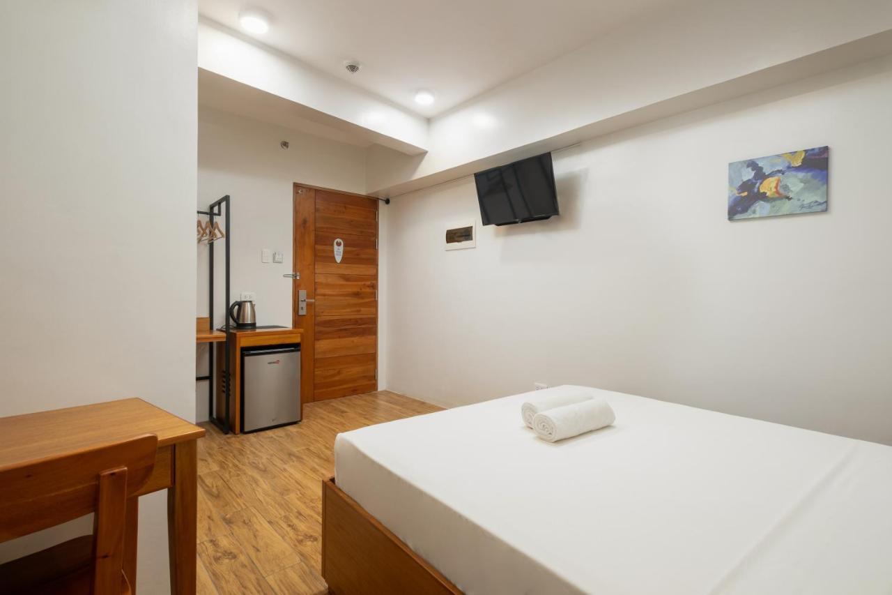 Ihotel Uptown Bgc Taguig Exterior foto